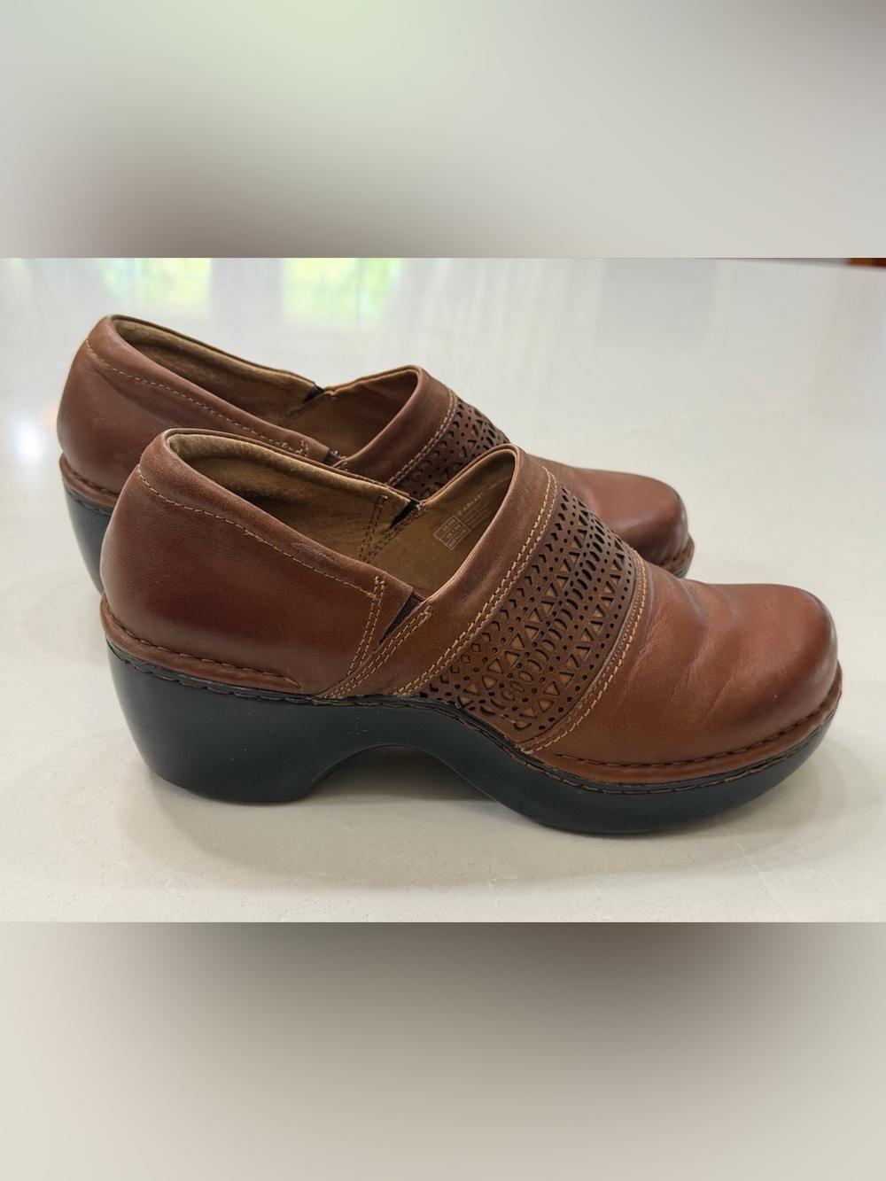 Ariat Piedmont Brown Leather Cutout Slip On Clog Mule Shabby Chic Boho Size 10